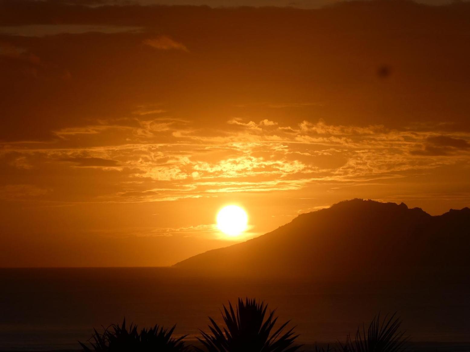 Maeva Sunset View Hotel Punaauia Kültér fotó
